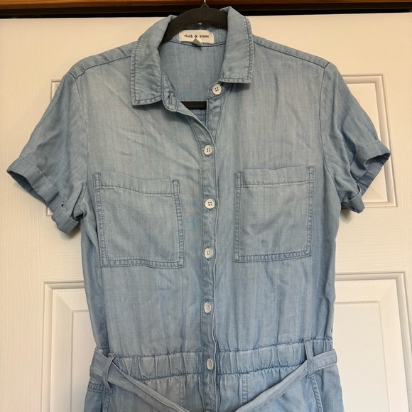 CLOTH & STONE Rolled Hem Utility Chambray Romper, Soft Tencel, Size Small - Picture 3 of 9